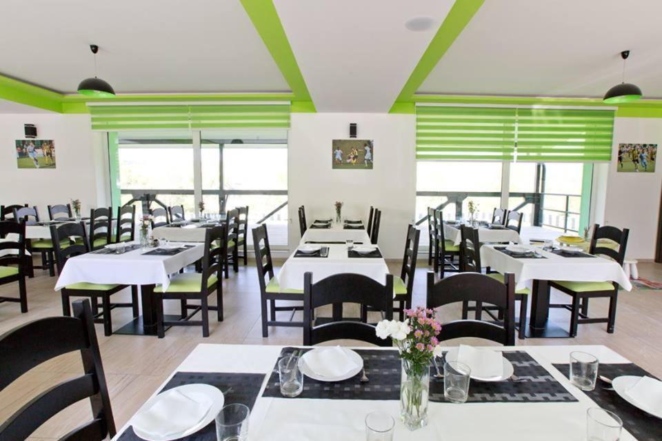 Hotel Reštaurácia GÓL Oravske Vesele Esterno foto
