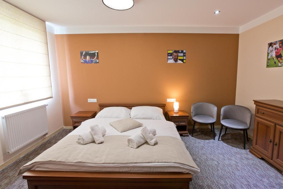Hotel Reštaurácia GÓL Oravske Vesele Esterno foto